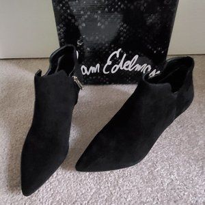 Sam Edelman Keely Black Suede Bootie Size 7.5 M  Brand New
